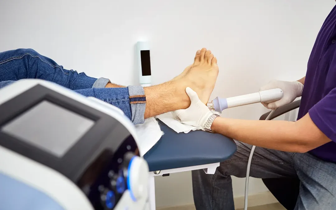 When Heel Spurs Turn Painful: Symptoms and Treatment Paths
